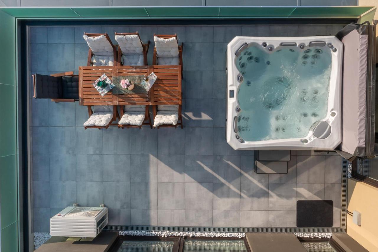 דירה Centropolitan Penthouse #jacuzzi #freeparking *